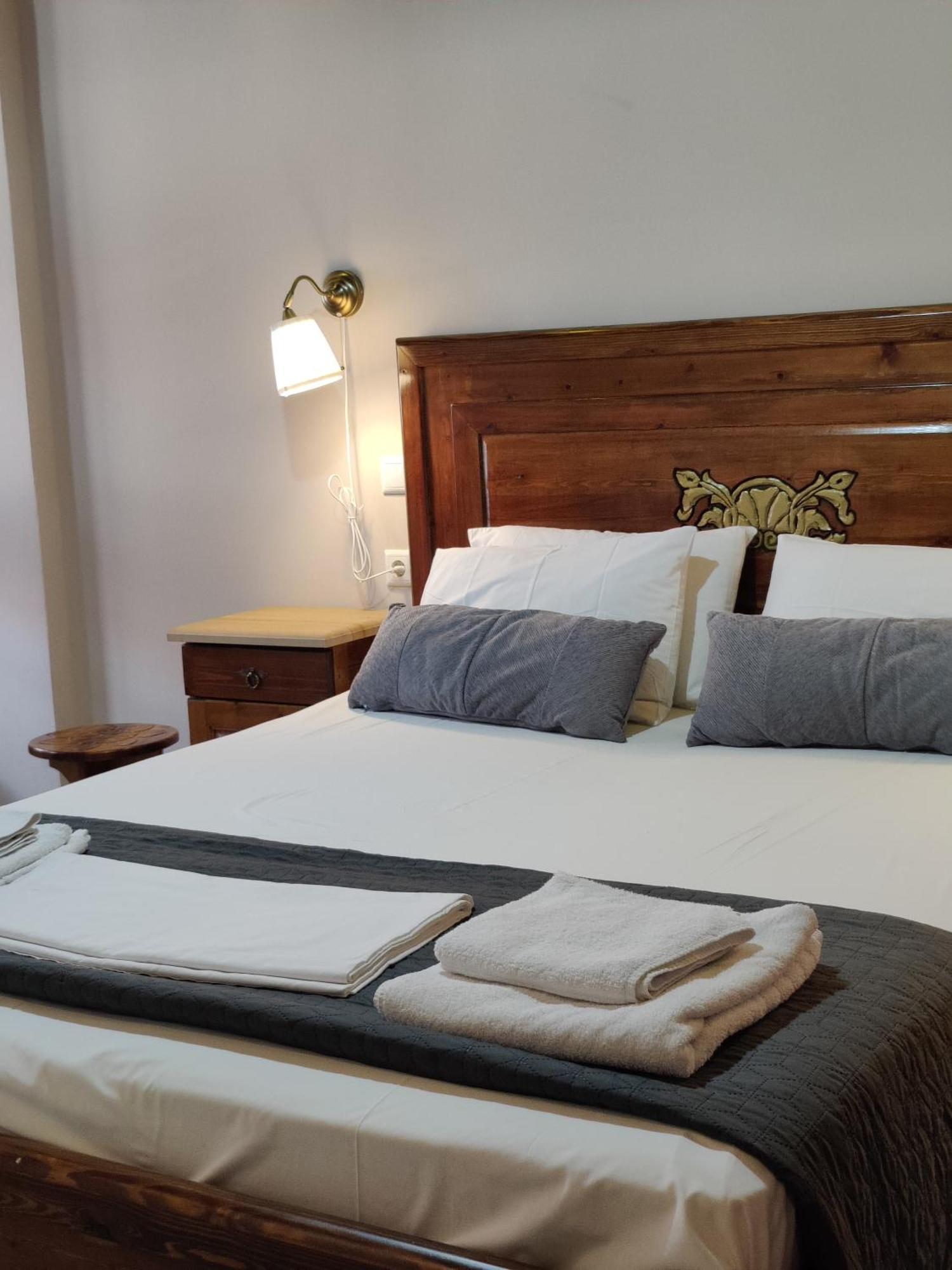 Guesthouse Theodorou Eláti Eksteriør bilde