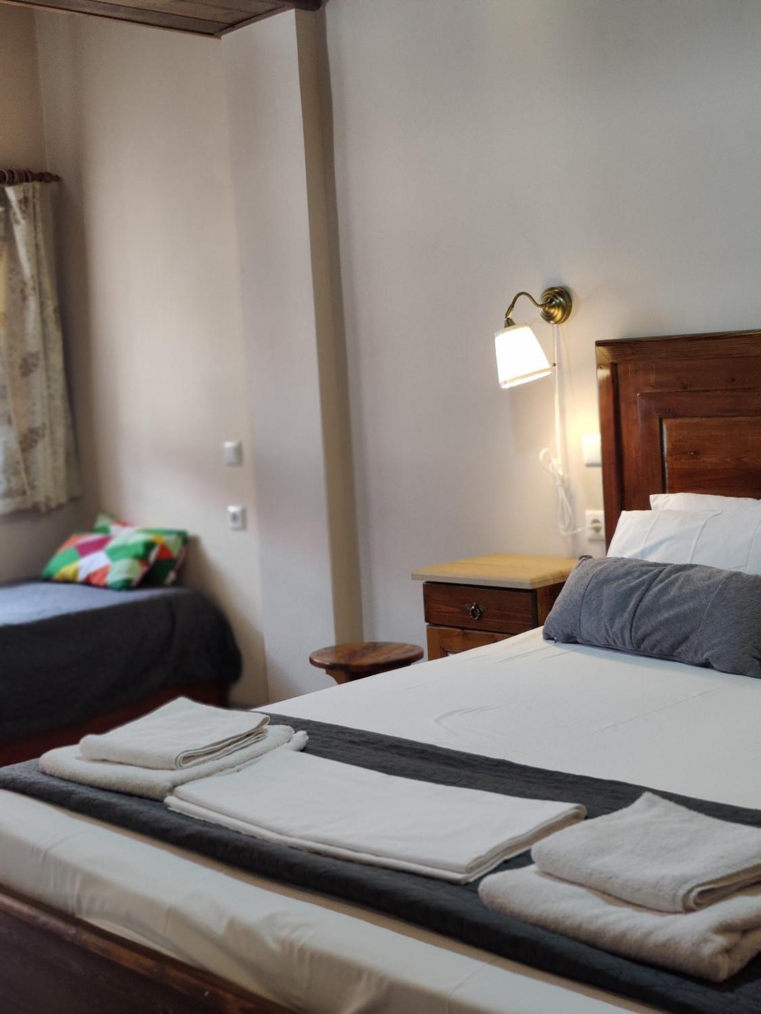 Guesthouse Theodorou Eláti Eksteriør bilde