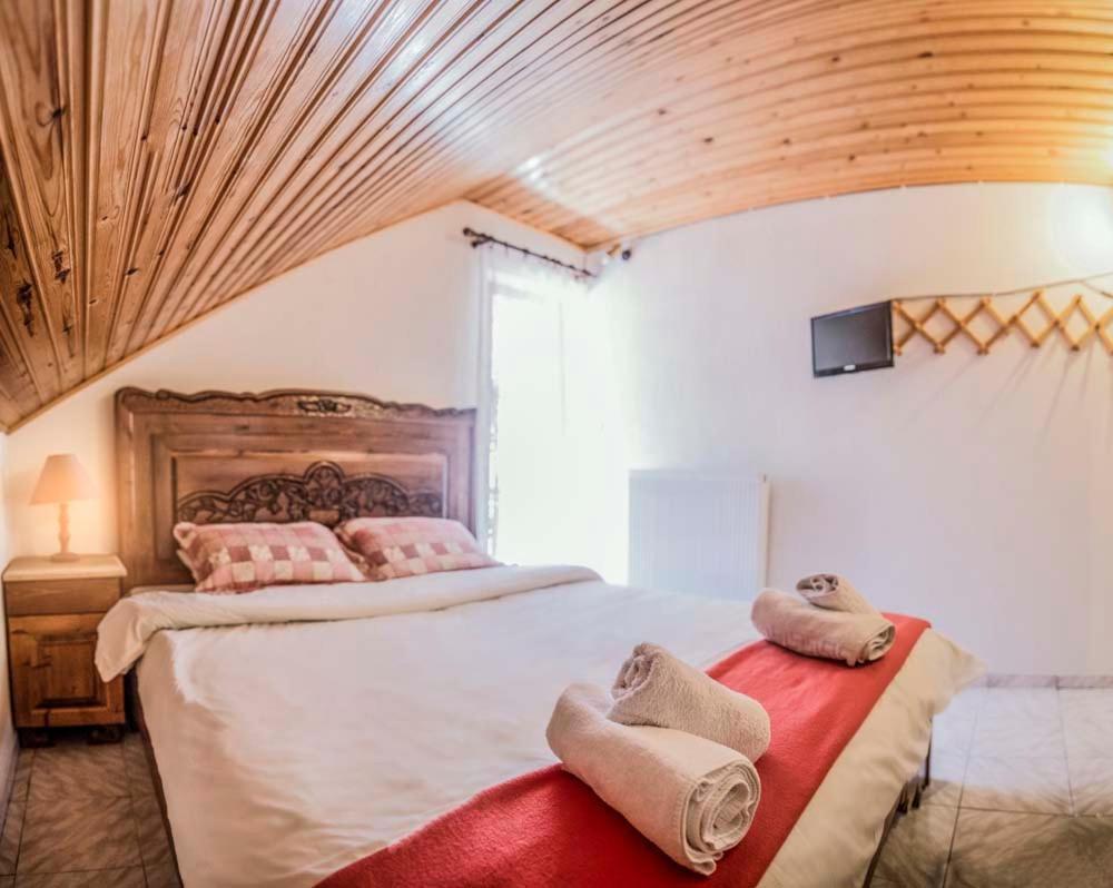 Guesthouse Theodorou Eláti Eksteriør bilde